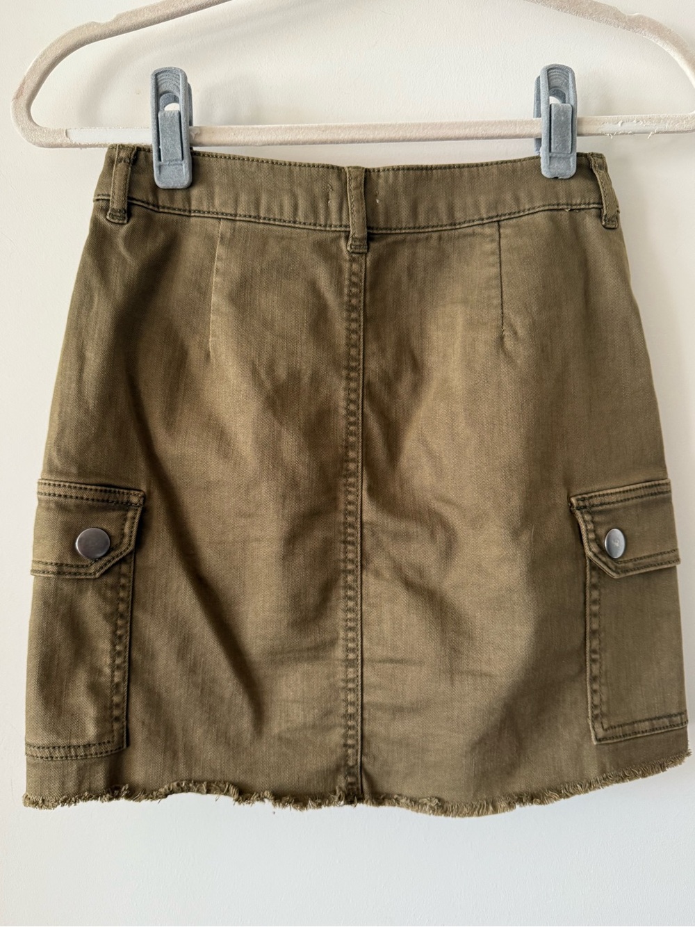 Like New Garage Cargo Mini Skirt - Picture 6 of 9